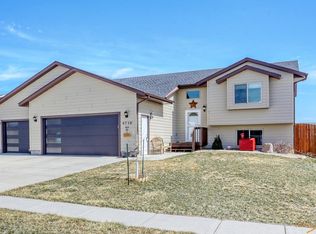 4716 Ambrose Dr, Rapid City, SD 57701
