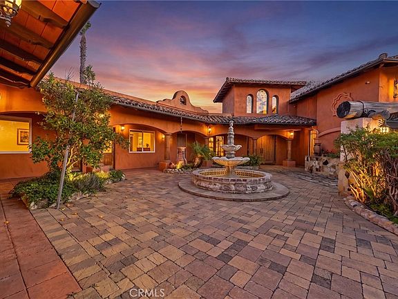 3rd image of 3838 Foxglove Ln