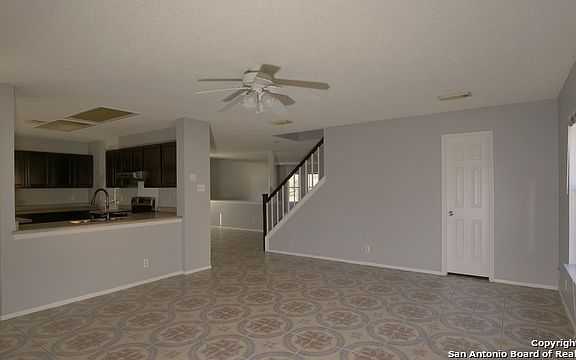 5th image of 1638 Rob Roy Ln