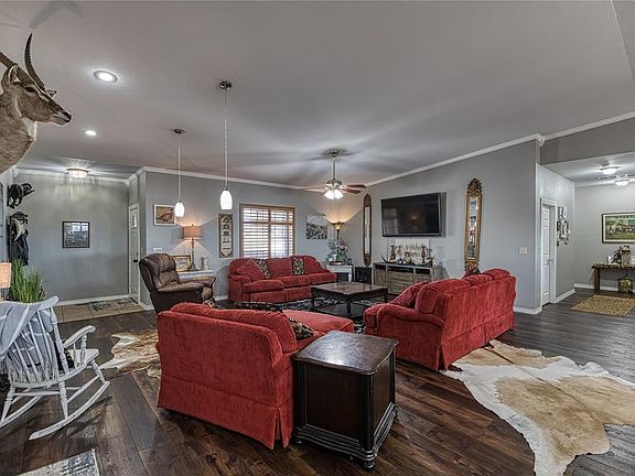 4th image of 2006 S Randall Ave