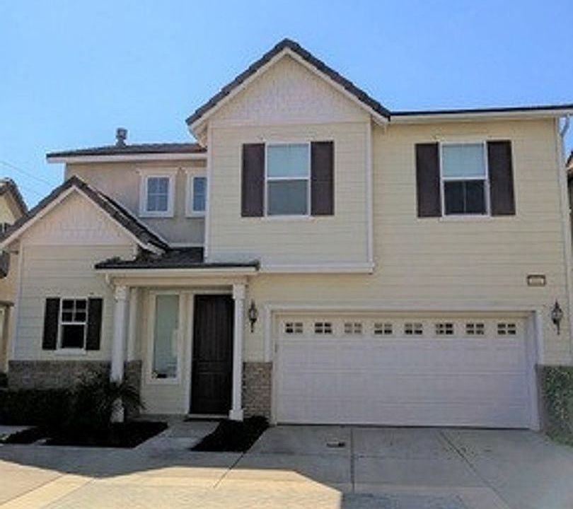 1st image of 16043 Begonia Ave