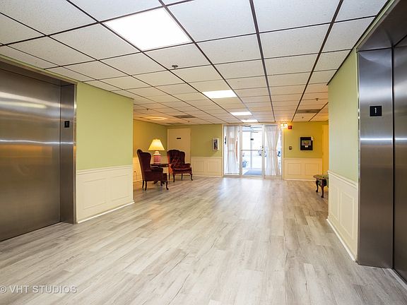3rd image of 1480 Jefferson St APT 604