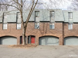 Trolley Crossing, Middletown, CT 06457