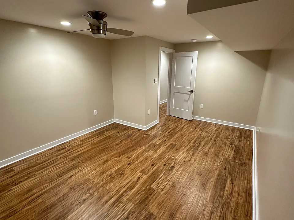 Willow Edge Ct