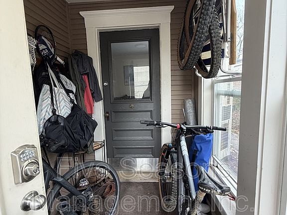 5th image of 10 Pearl St #12-A