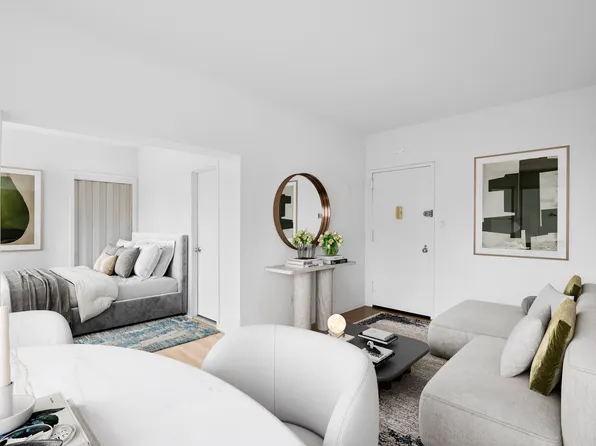 104 West 70th Street image 3 of 6