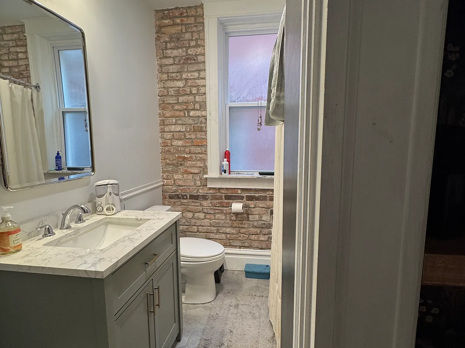 2 bed, 1100 sqft, $1,200 — Photo 4