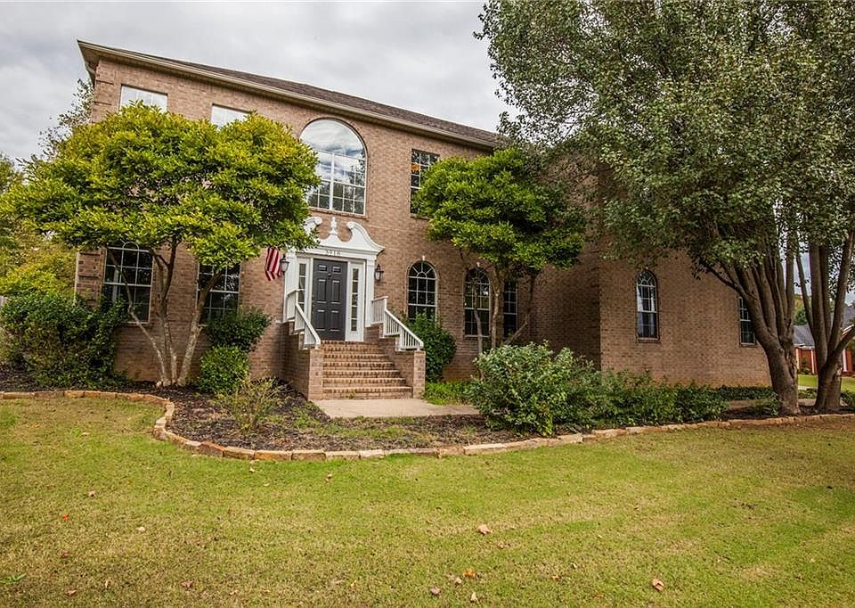 1st image of 3918 E Caston Dr