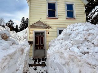 258 Hill St, Ishpeming, MI 49849