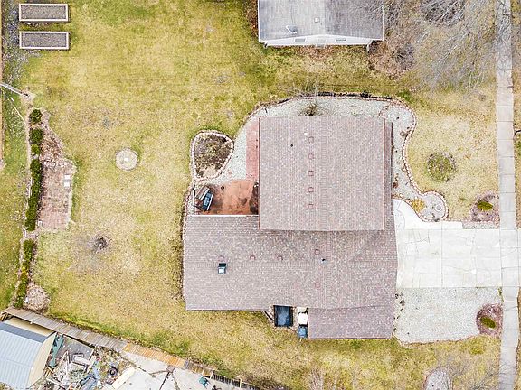 4th image of 5738 Montavilla Dr
