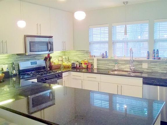 3rd image of 3801 Avenue G