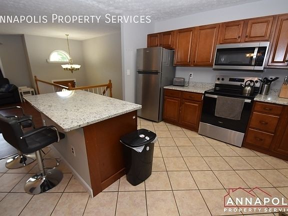 5th image of 1119 Crestview Dr