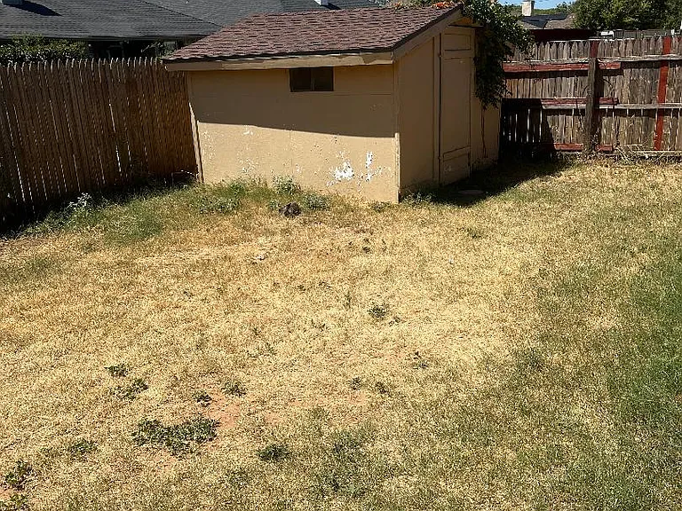 410 Justice Ave — Photo 52