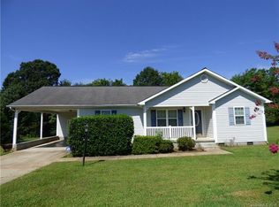 126 Natawest Dr, Statesville, NC 28625