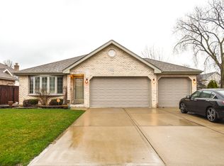 8525 Lockwood Ave, Burbank, IL