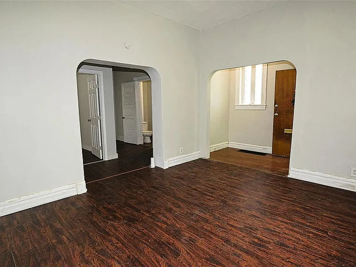 Charming 2BR House in Saint Louis — Photo 3