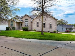 18 Ashford Pl, Festus, MO 63028