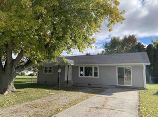 103 W North B St, Elwood, IN 46036
