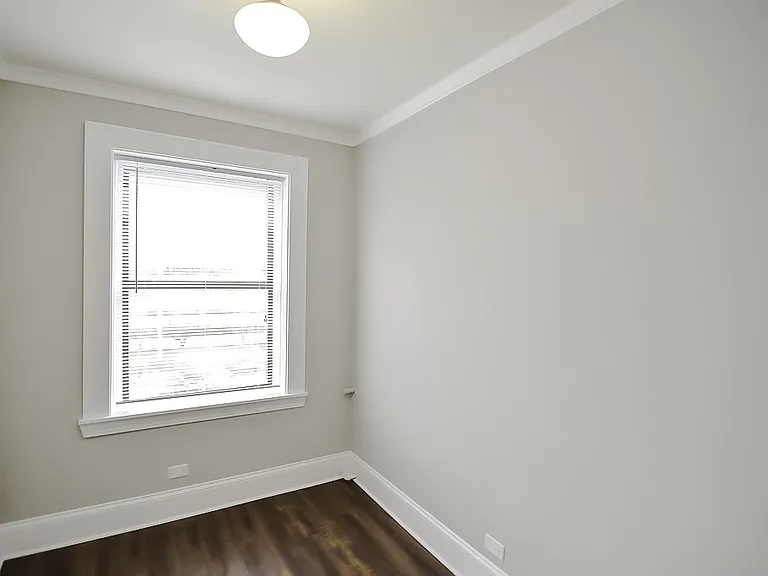 817 W Lakeside Pl #116 — Photo 9