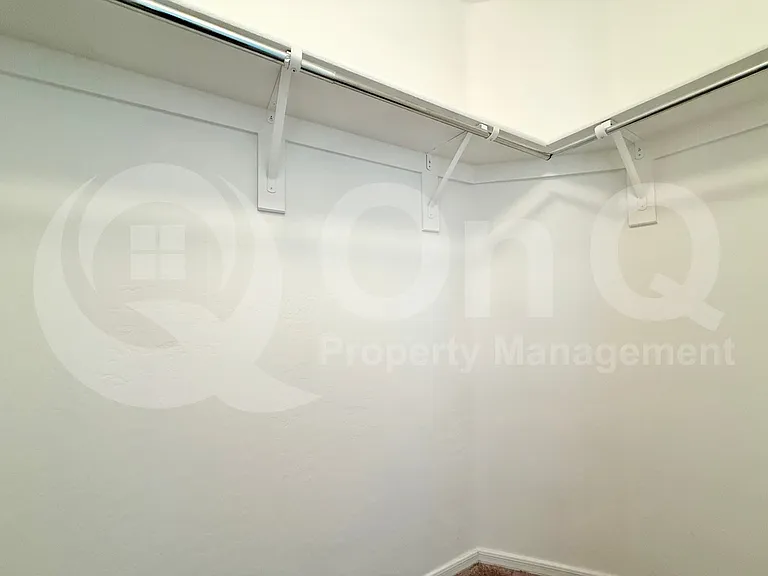 2209 E Pecan Rd — Photo 12