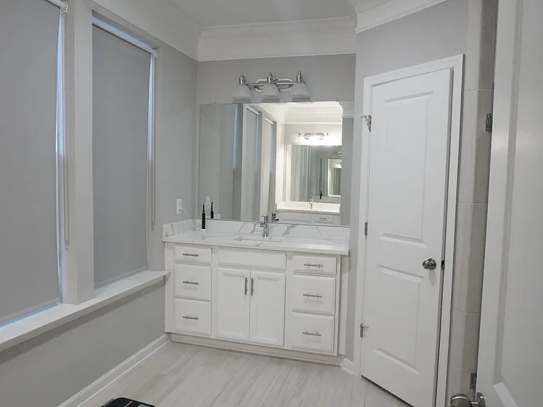 515 Riversail Ln — Photo 17