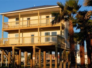 406 Seashell Dr, Surfside Beach, TX 77541