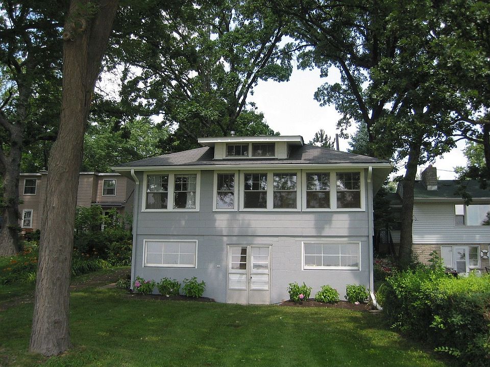 2nd image of 25937 W Elmwood Ave