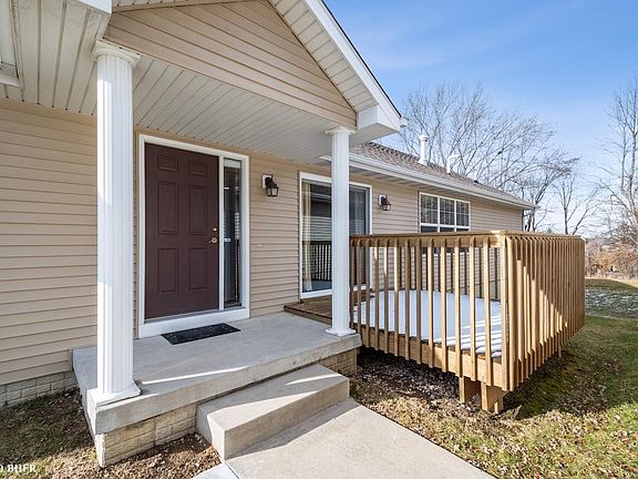 4th image of 10019 N Glenstone Ct