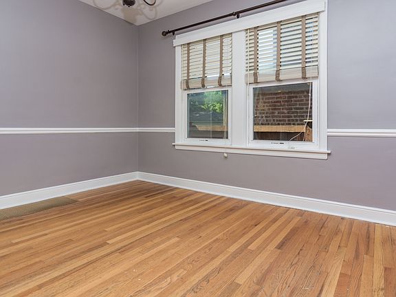 3rd image of 9318 S Central Park Ave