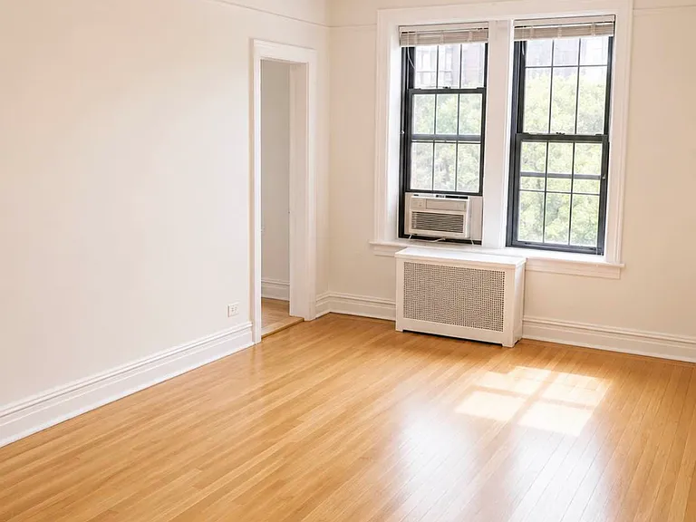 35-27 81st St #5J — Photo 7