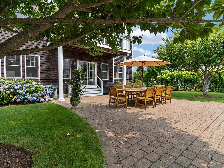 11 Seasons Ln — Photo 21