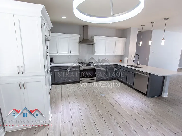 3068 E Ravenswood Dr — Photo 11