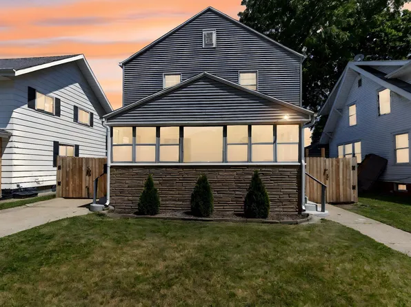 309 E Eckman St, South Bend, IN 46614