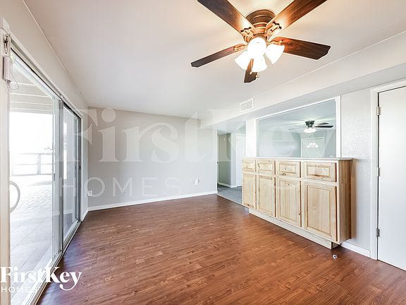 5th image of 3526 W Voltaire Ave