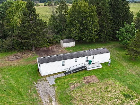 4th image of 9387 Biscoff Rd