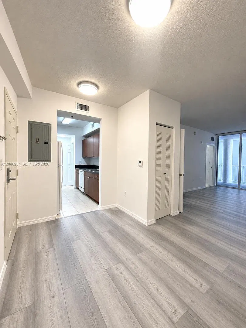 Parkview At Brickell Cond — Photo 1