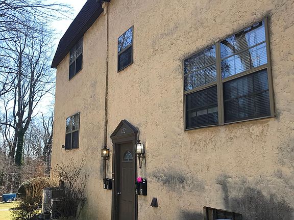 3rd image of 122 W Baltimore Ave #A