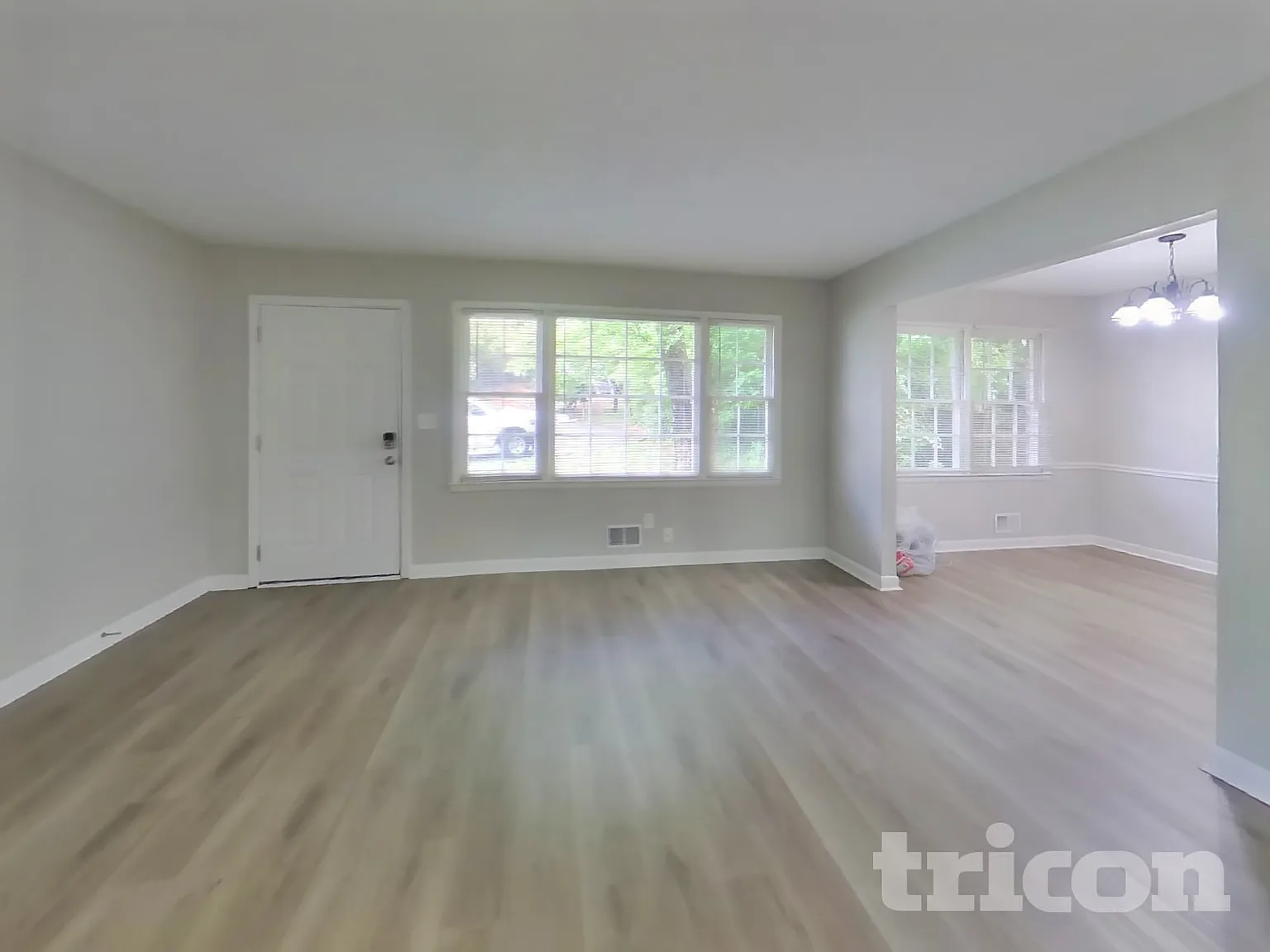 887 Sheppard Way Stone Mountain GA — Photo 4