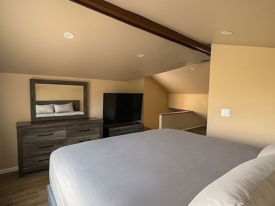 1st image of 17821 Saint Aubin St #3