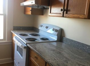 19 Wall St, New London, CT 06320