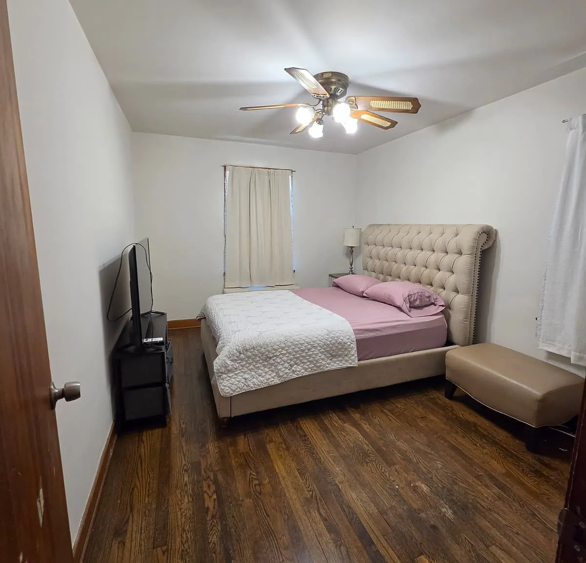 1803 Kenilworth Ave — Photo 2