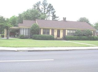 208 Dogwood Dr, North, SC 29112