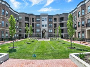 920 Veterans Way #304, Carmel, IN 46032