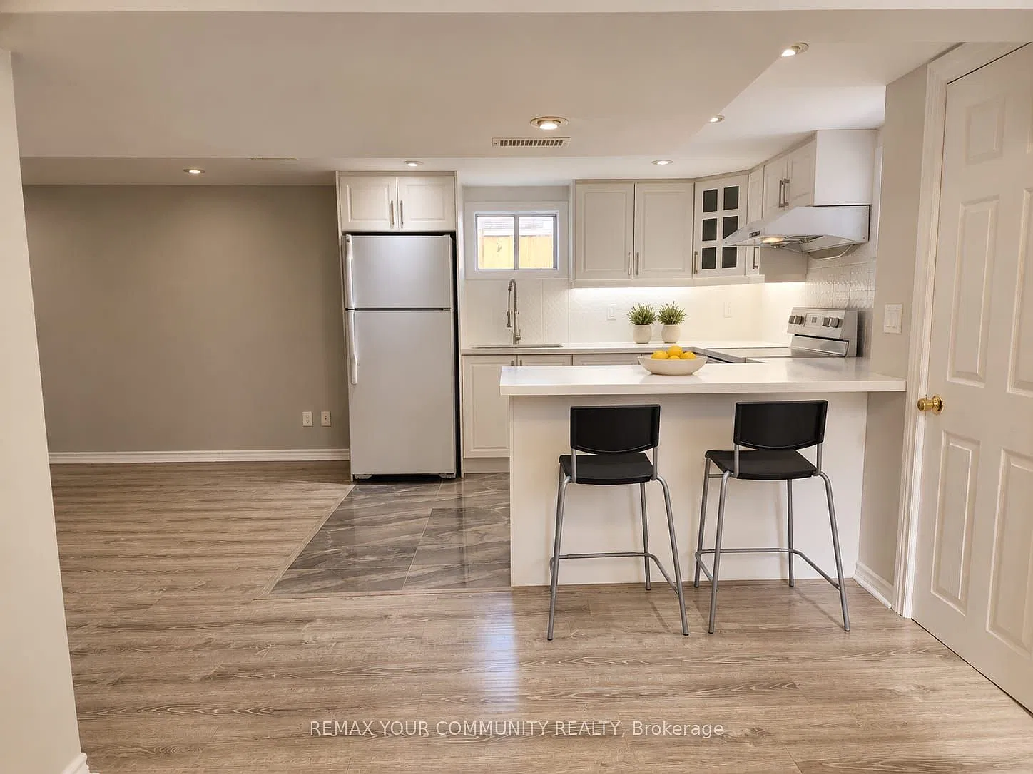 2 bed, $2,000 — Photo 3