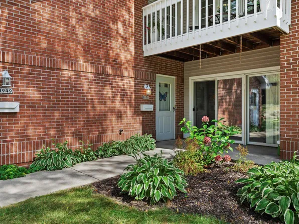 8951 Woodbridge DRIVE, Greendale, WI 53129