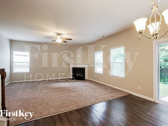 3rd image of 8054 Hereford St