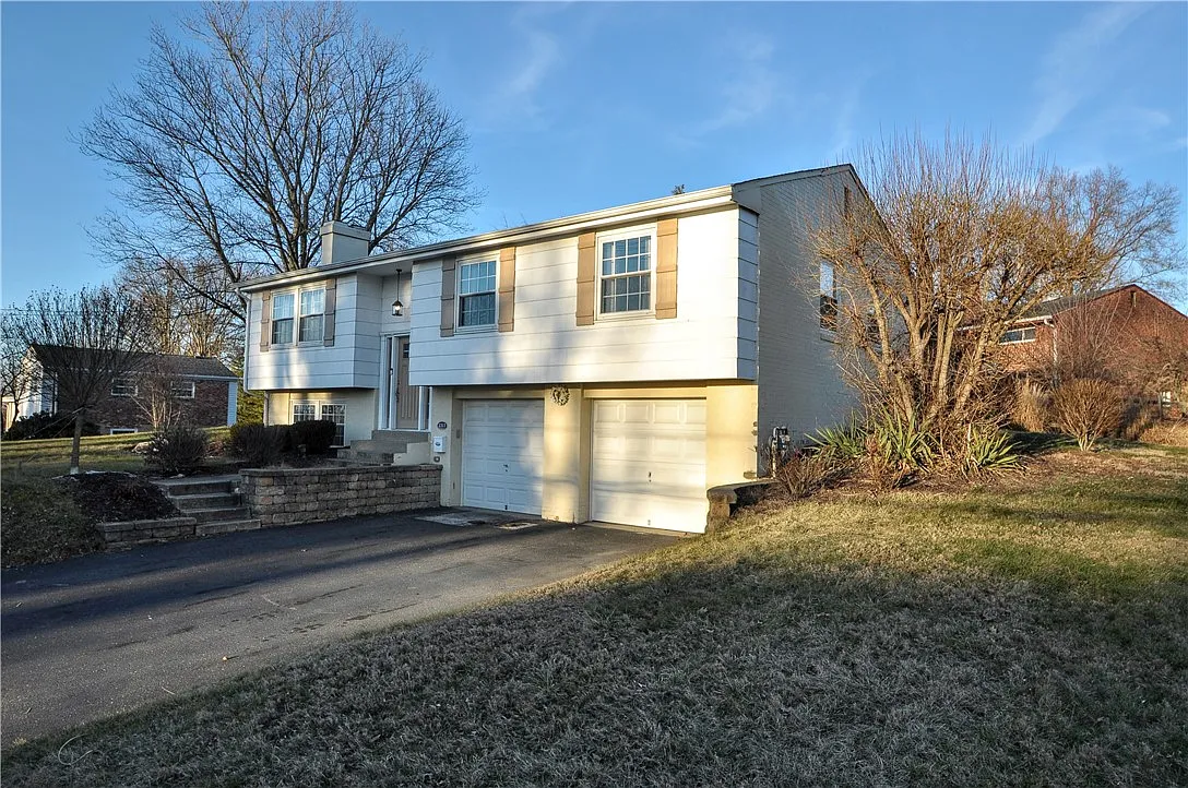 Building Photo - 1313 Star Ridge Dr