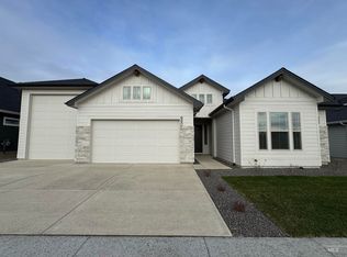 880 W Buroak Dr, Meridian, ID 83642