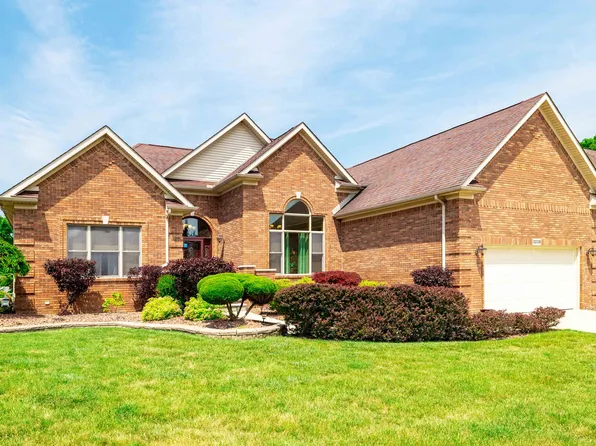 32336 Stefano Ct, Brownstown, MI 48173
