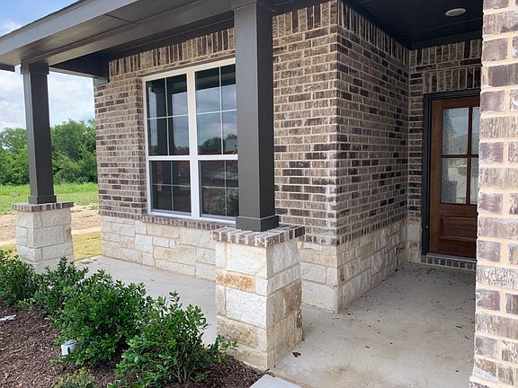 3rd image of 312 Welch Folly Ln